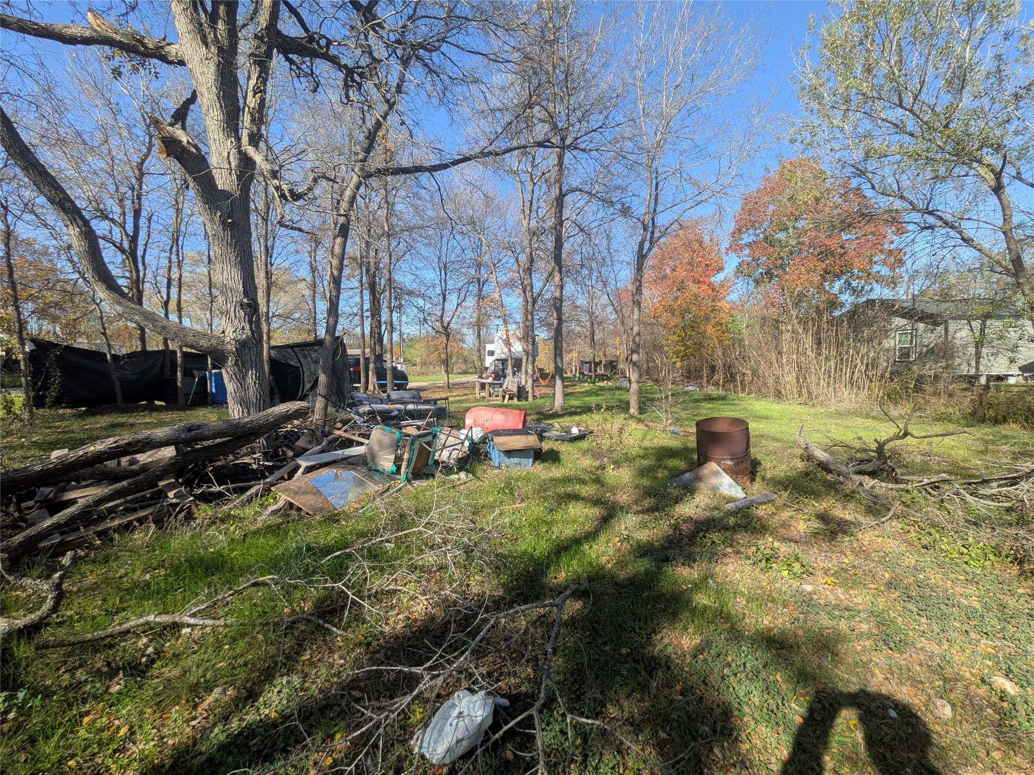 14800 Vevey Dr Property Photo 4