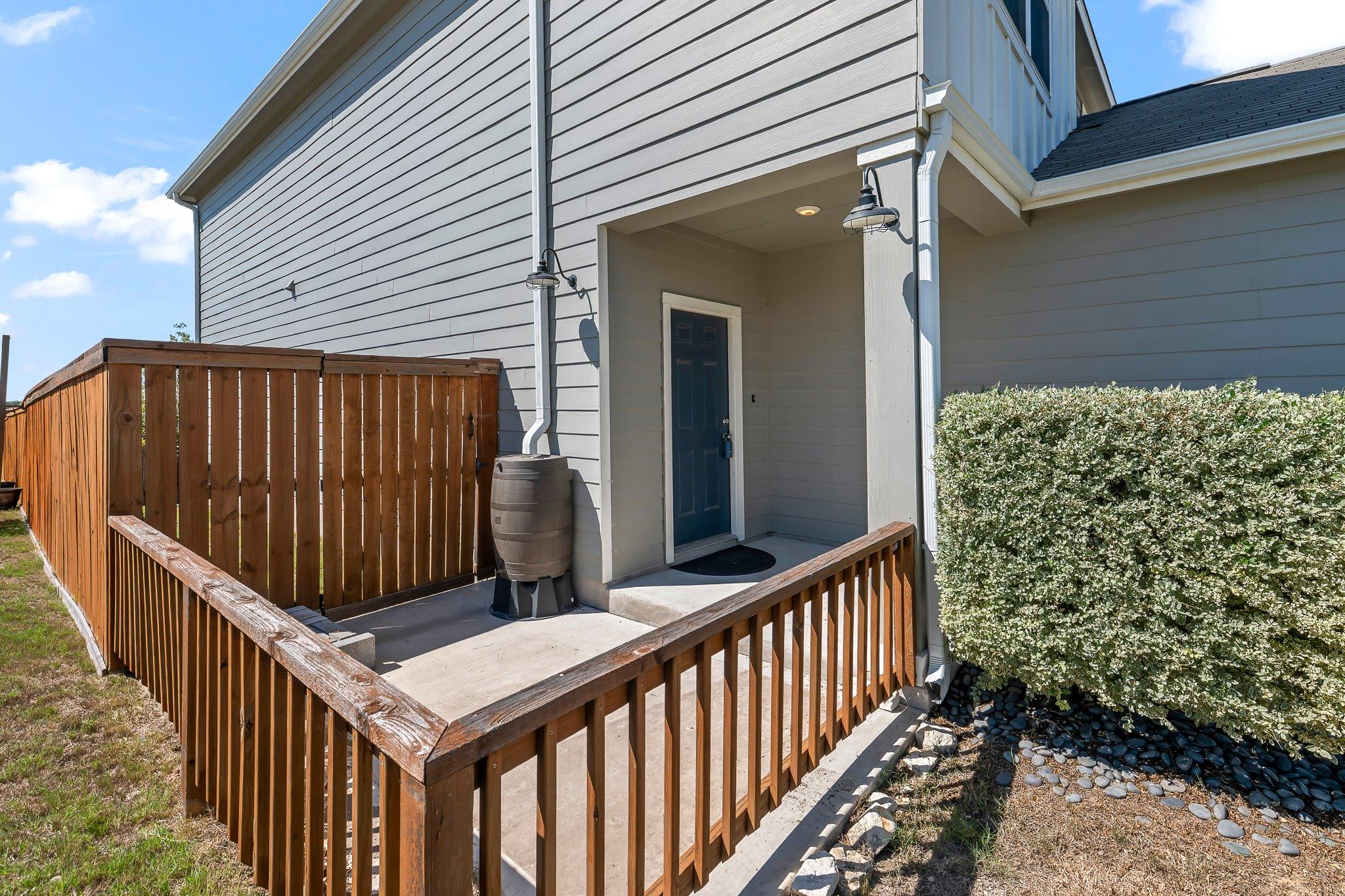 201 Night Riders Way Property Photo 2