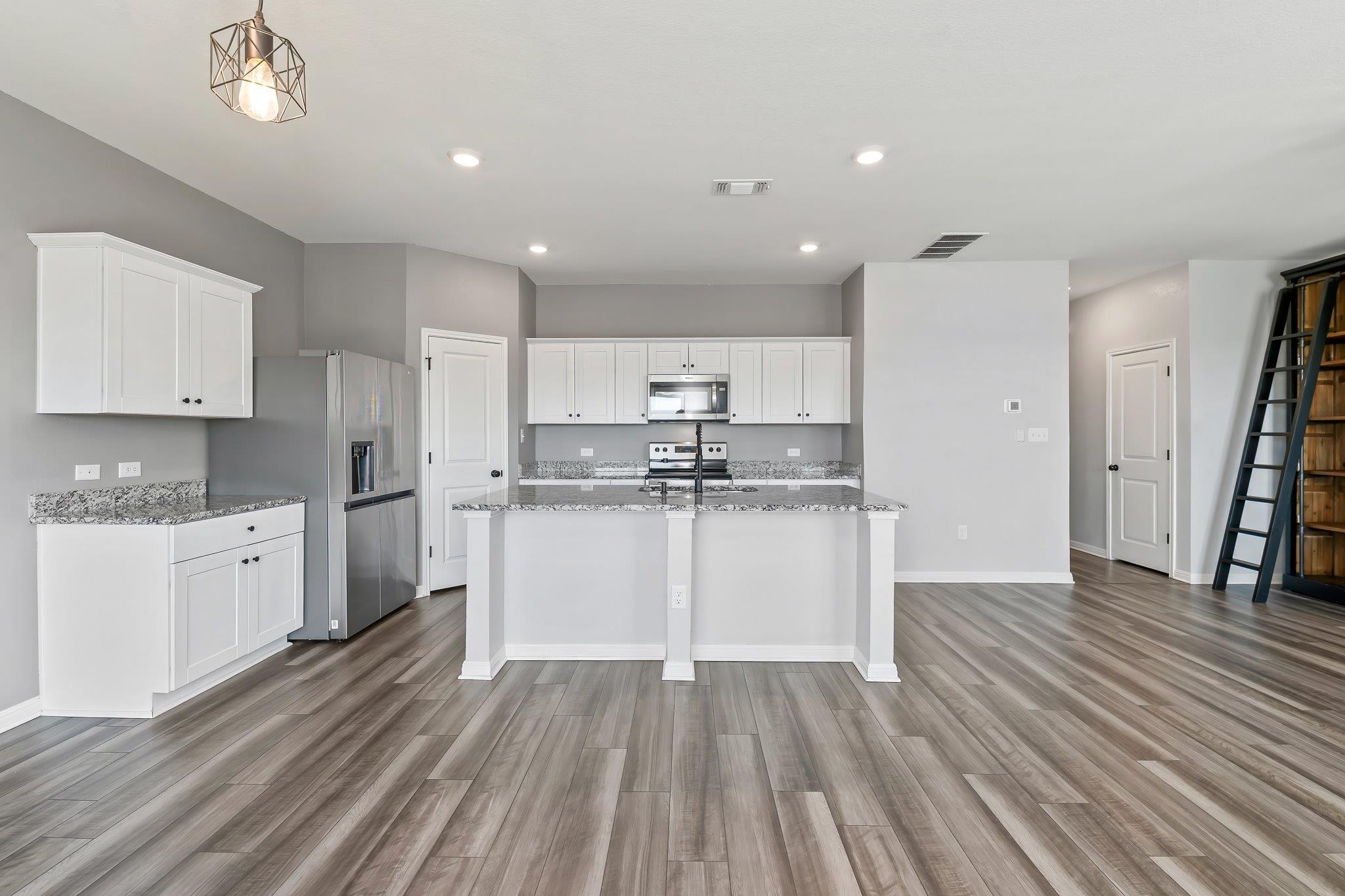 201 Night Riders Way Property Photo 11