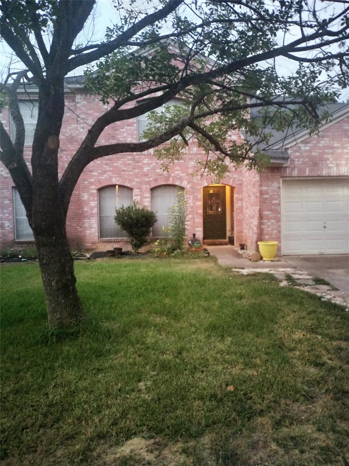 4184925 Property Photo 1