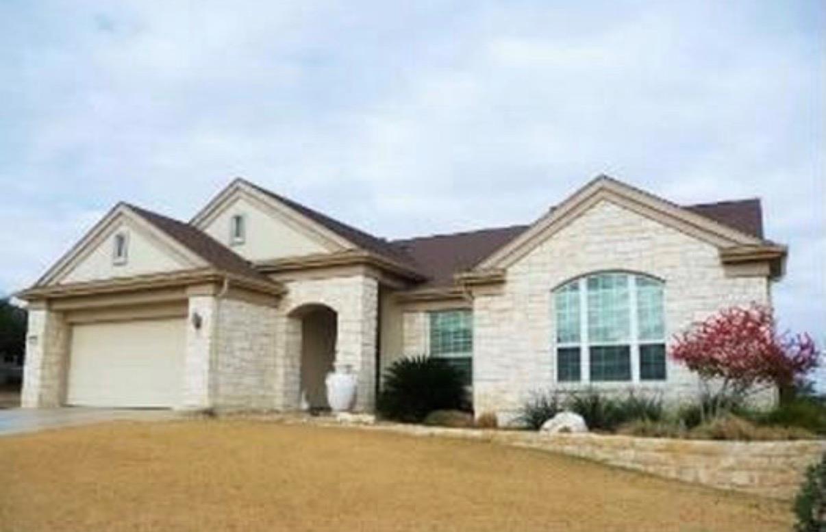 305 San Saba Dr Property Photo 1