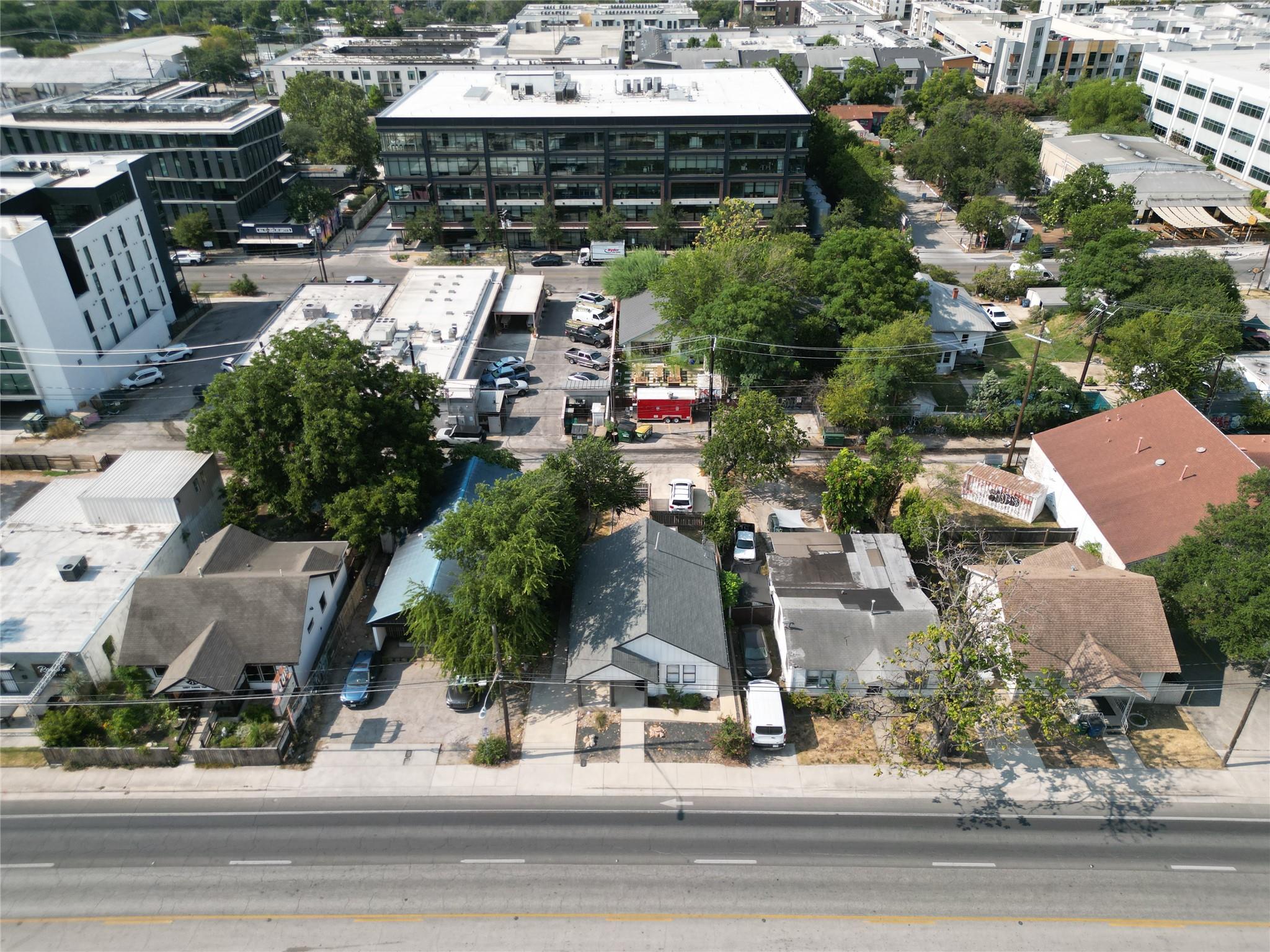 1711 E 7th St Property Photo 35