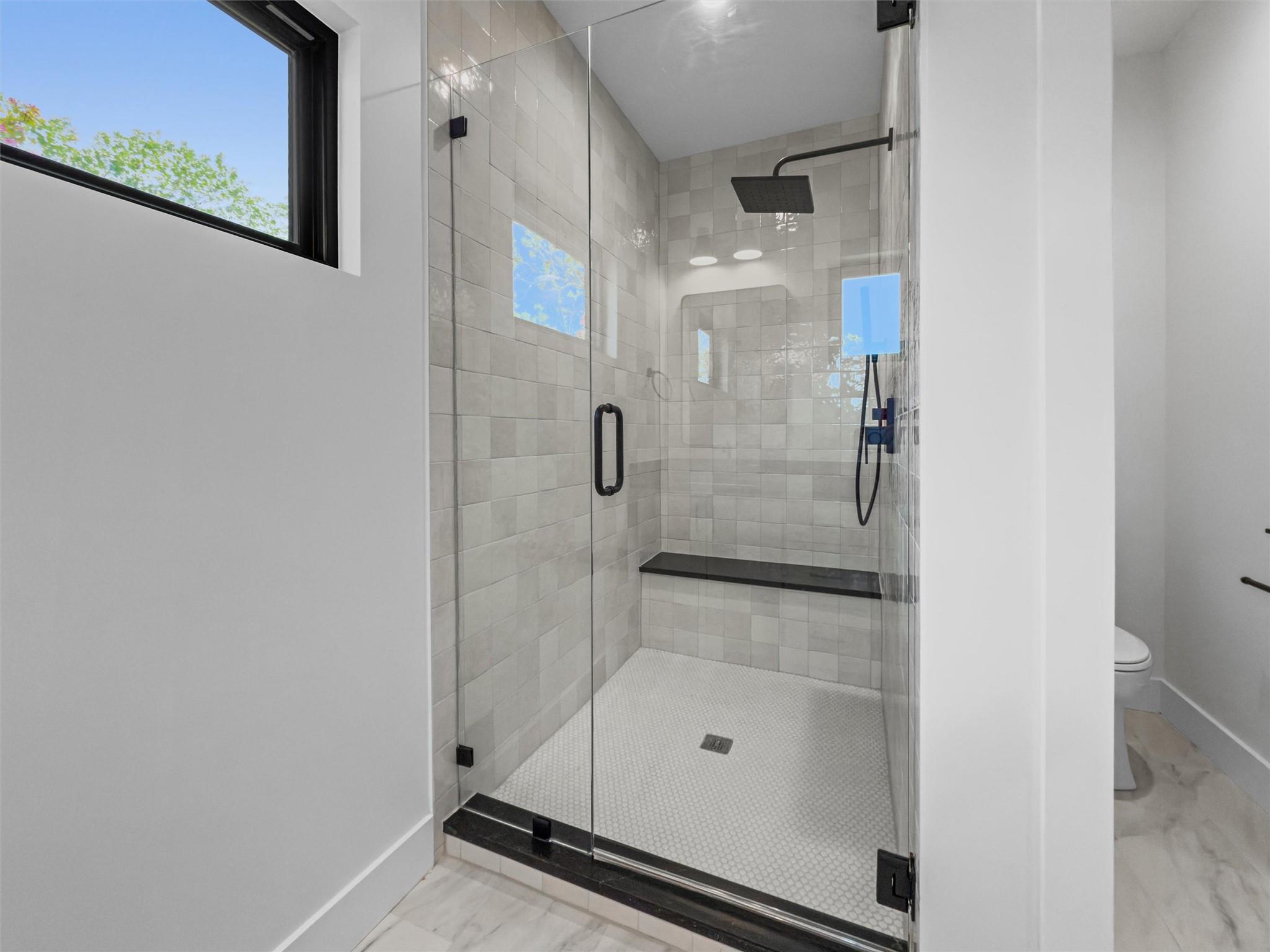 1402 Beckett St Property Photo 16