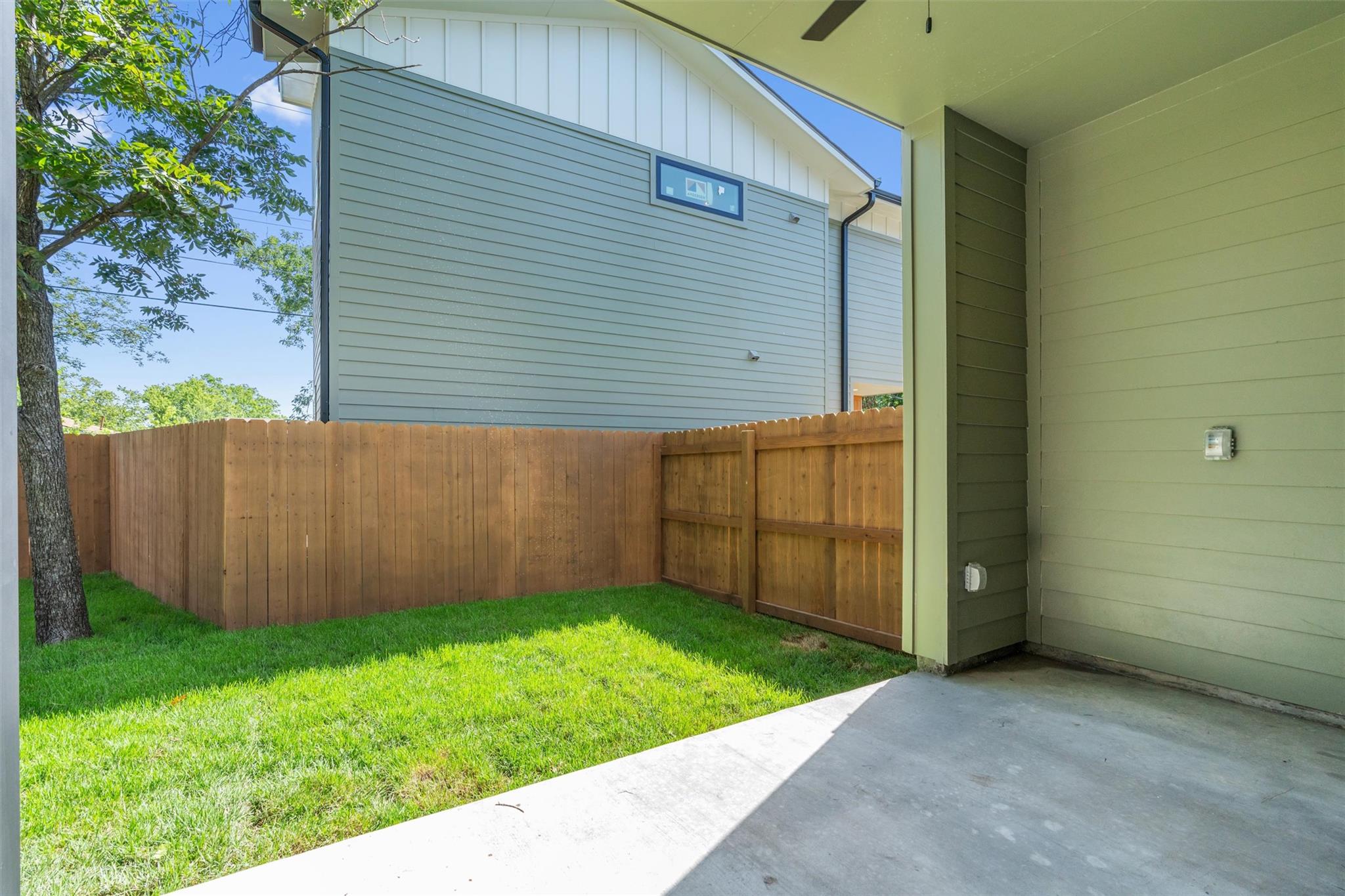 1402 Beckett St Property Photo 26