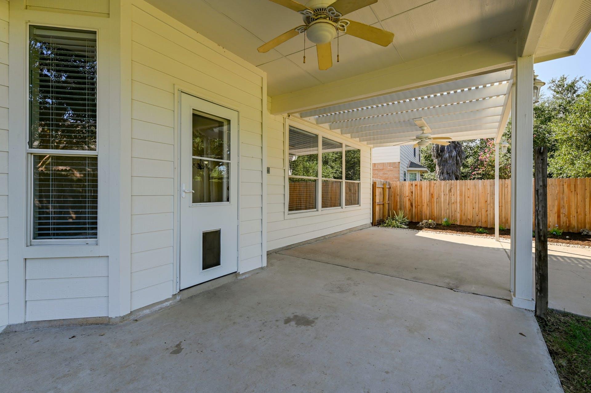 20308 Farm Pond Ln Property Photo 25