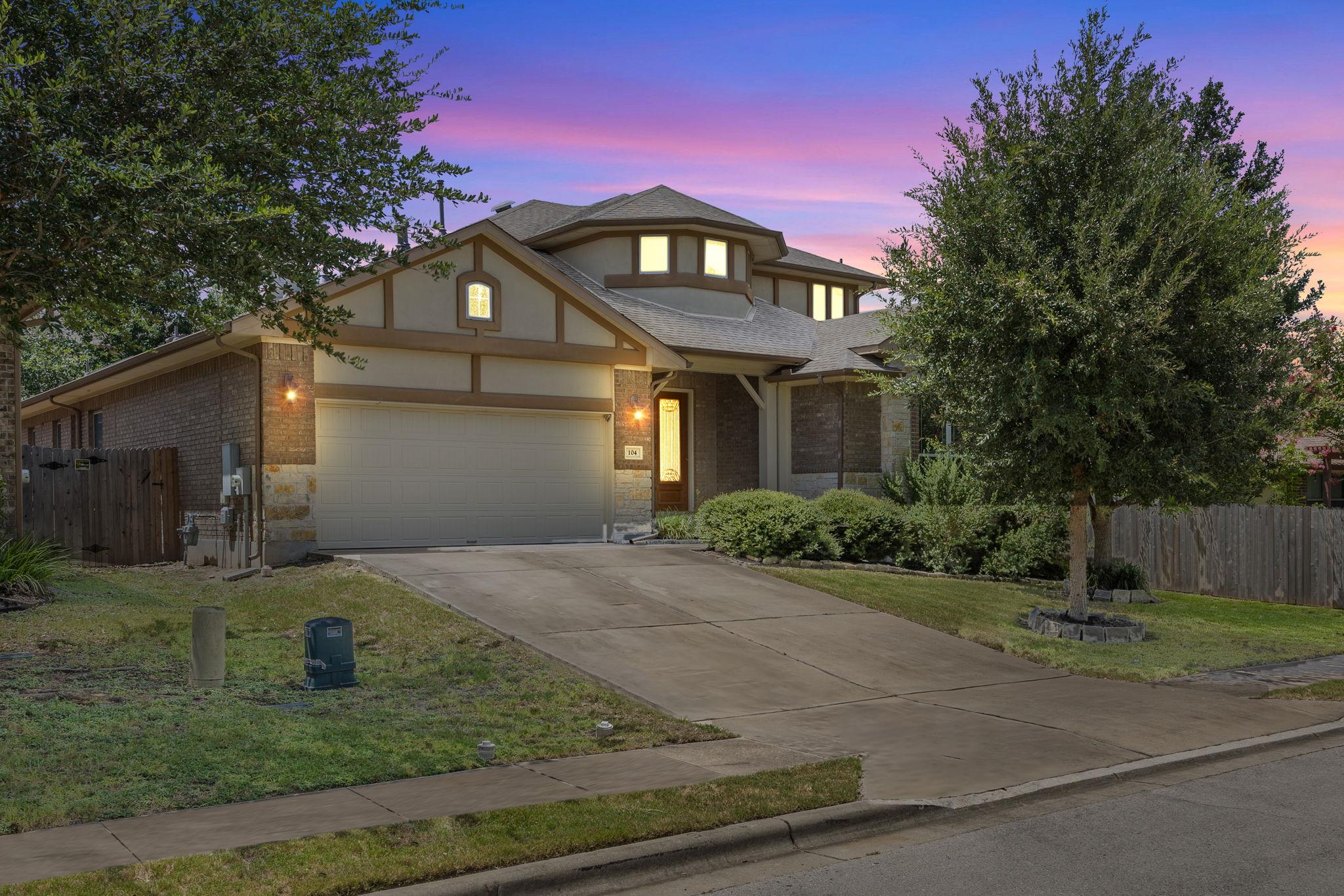 104 Turvey Cv Property Photo 1