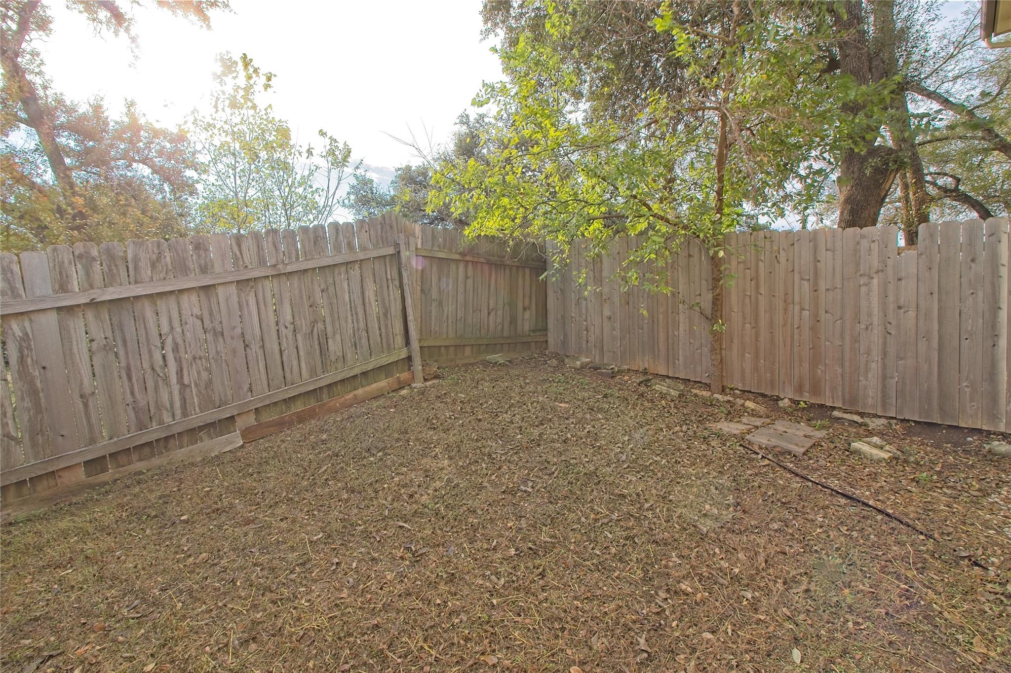 2903 Whisper Oaks Rd D Property Photo 19