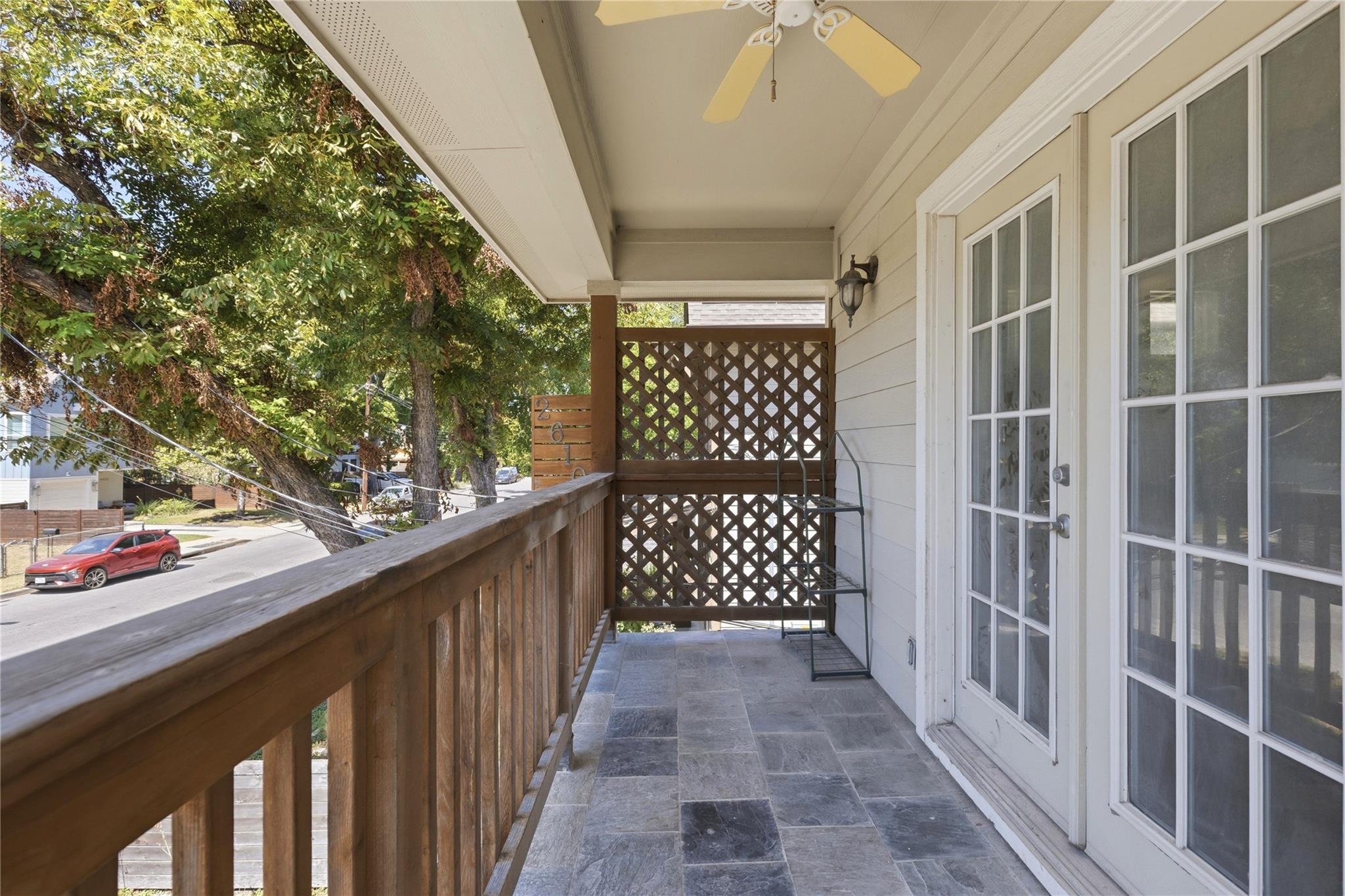 2610 Hidalgo St Property Photo 15