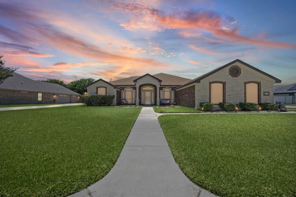 2109 Whippoorwill Rd Property Photo 2