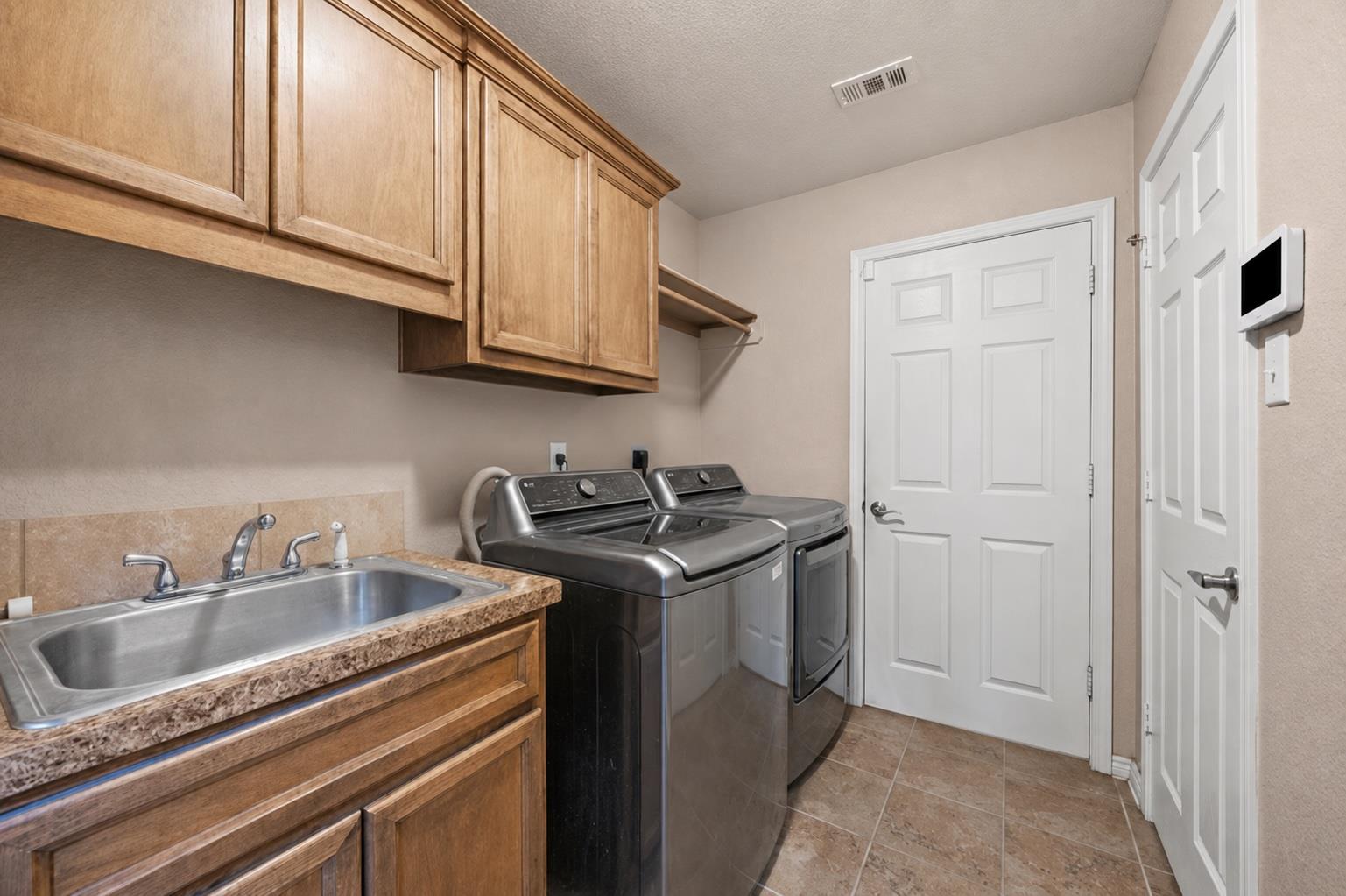 2109 Whippoorwill Rd Property Photo 13