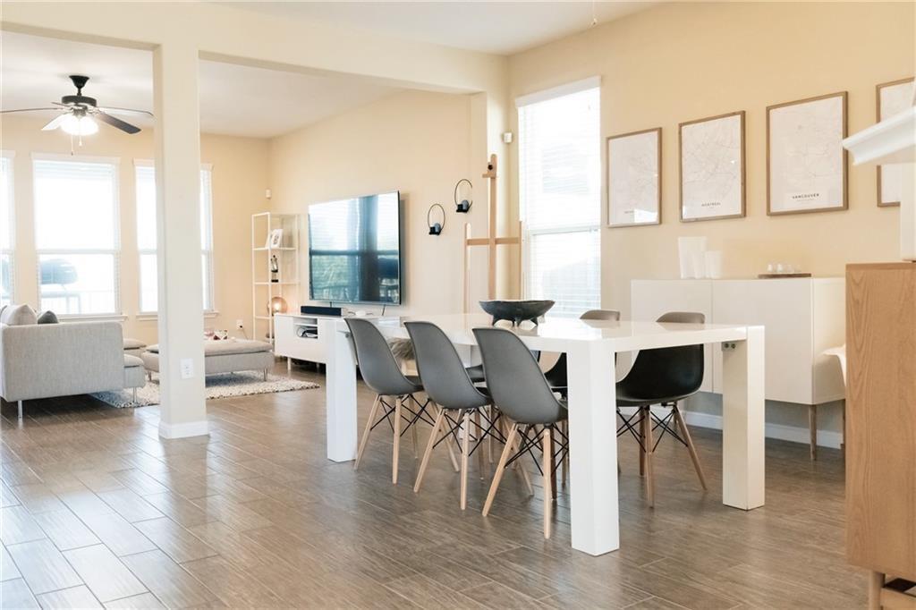 11504 Reading Way Property Photo 5
