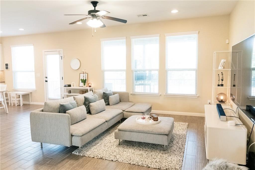 11504 Reading Way Property Photo 7