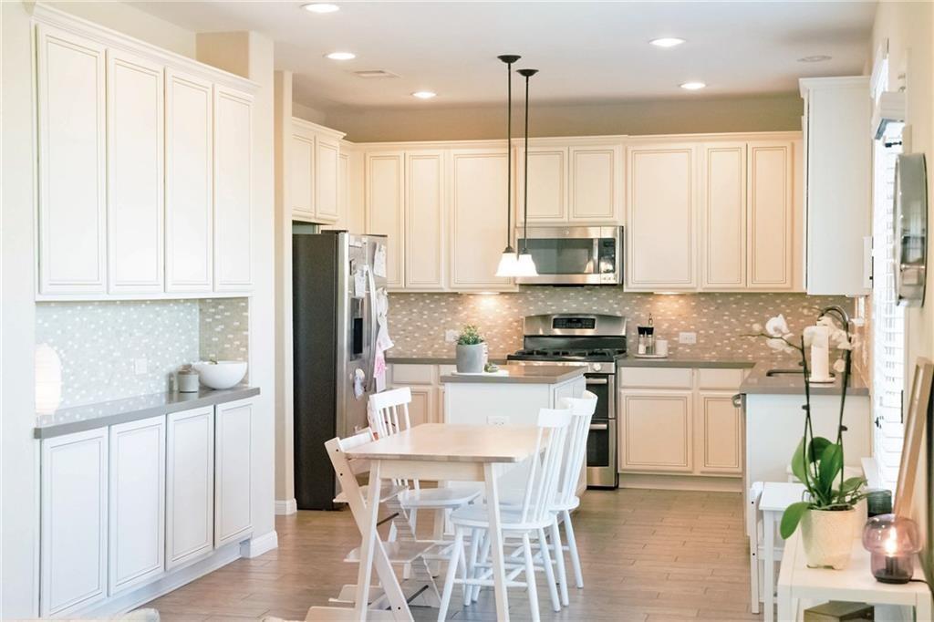 11504 Reading Way Property Photo 9