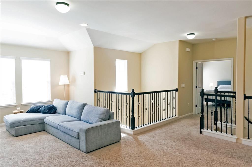 11504 Reading Way Property Photo 28