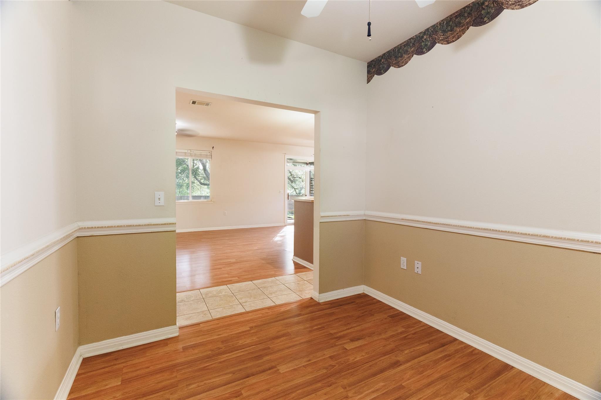 225 Red Poppy Trl Property Photo 12