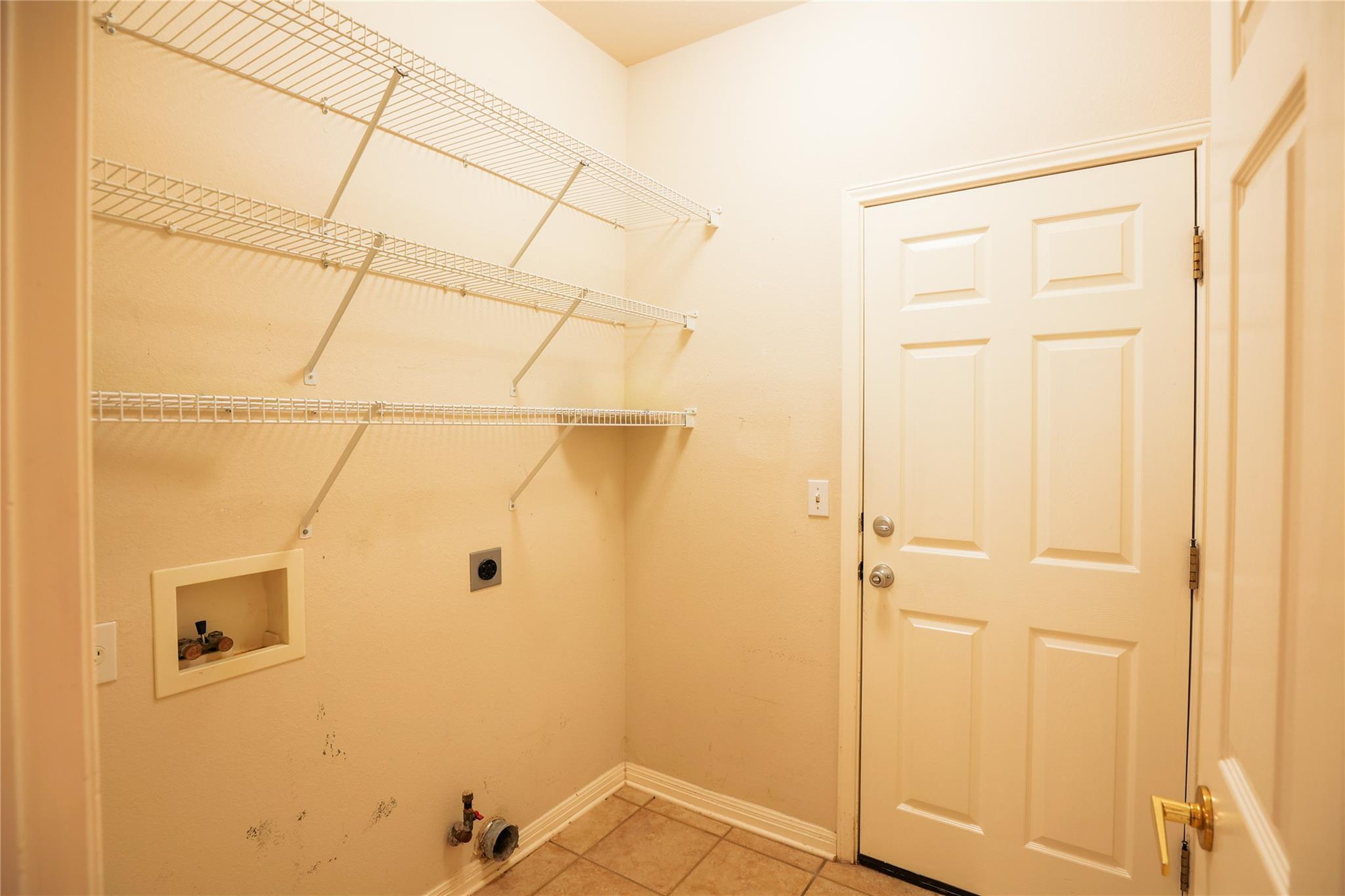 225 Red Poppy Trl Property Photo 19