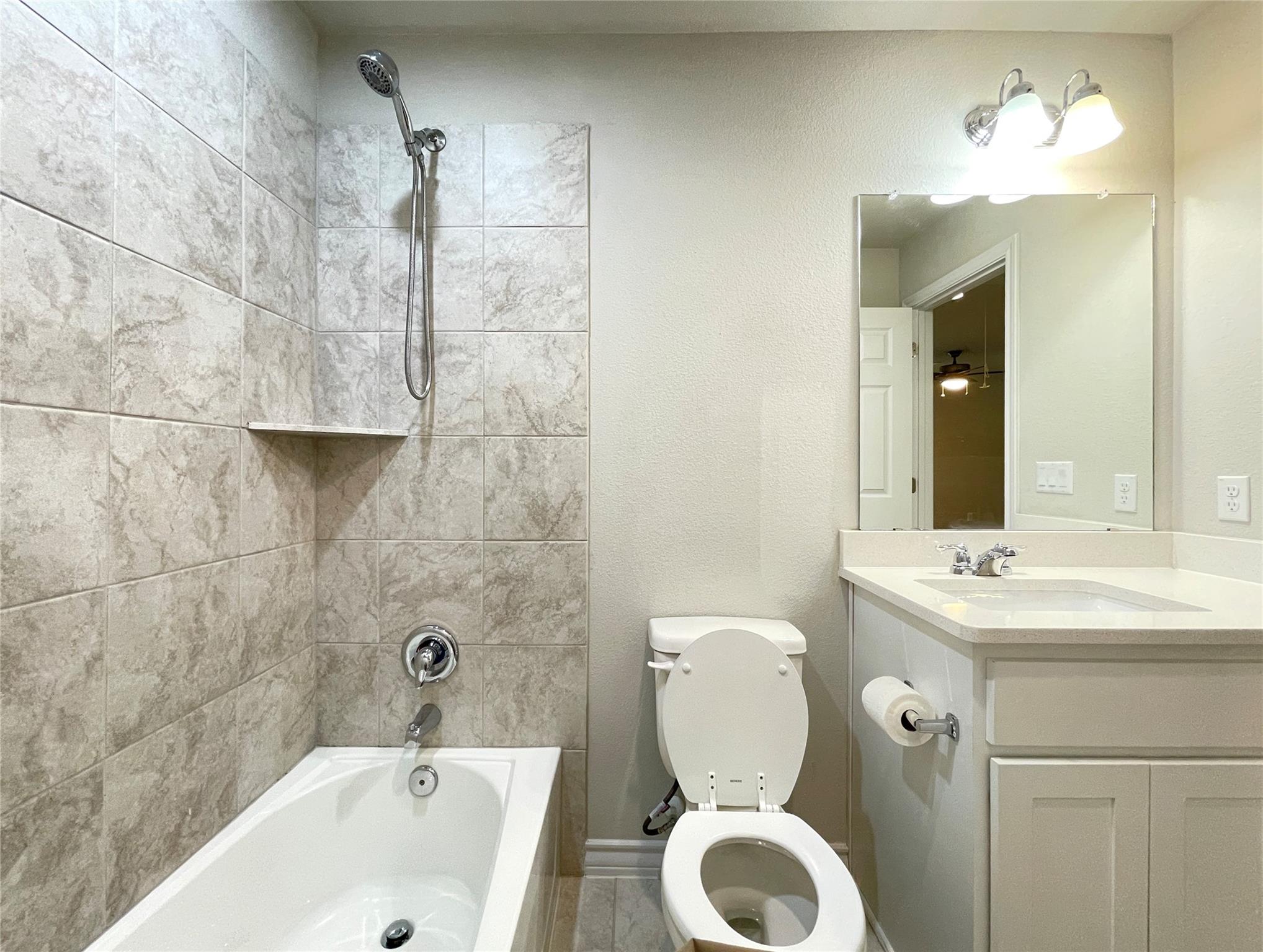 1602 Jacey Way Property Photo 23