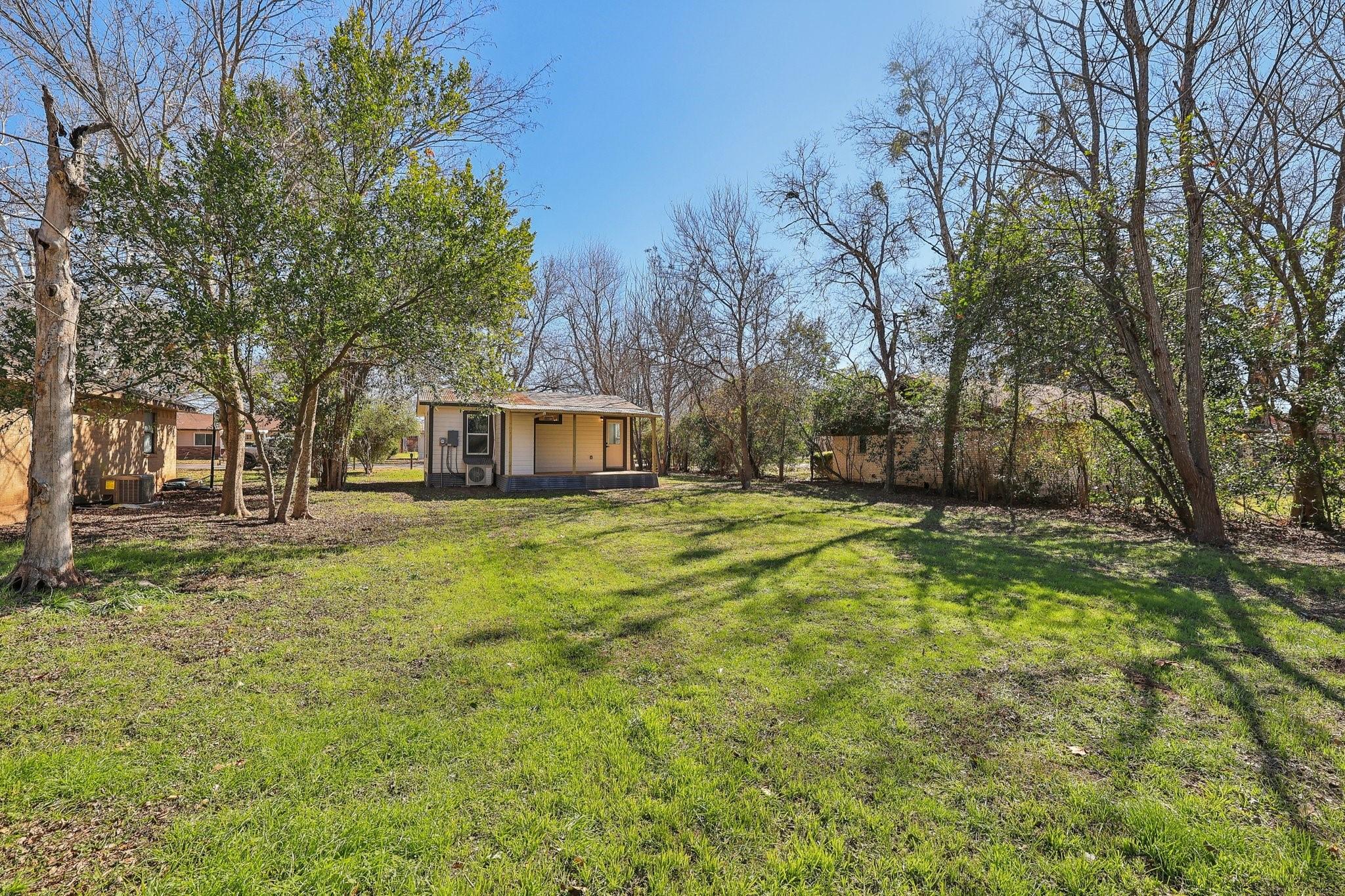 304 Harris St Property Photo 29