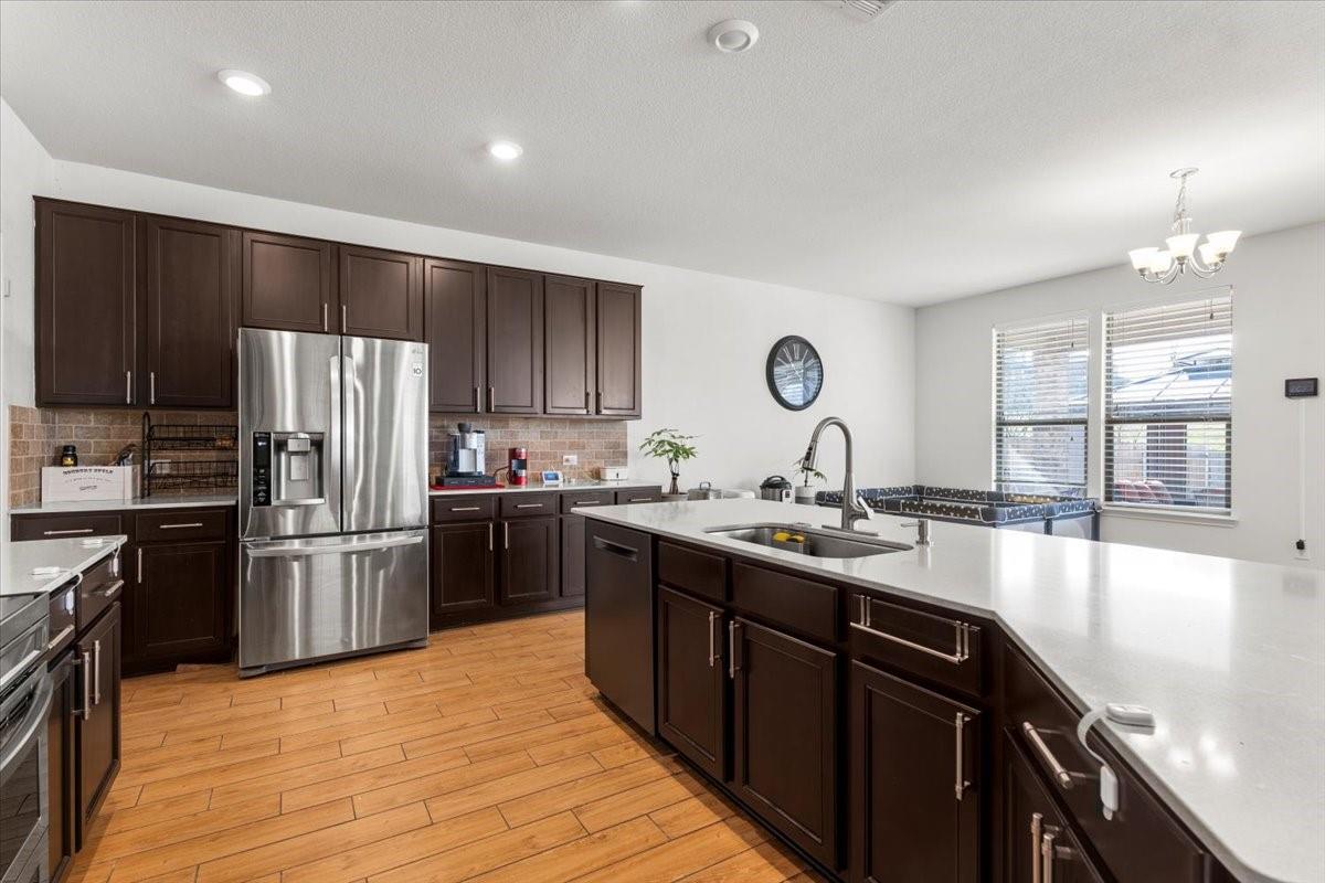 6713 Ondantra Bnd Property Photo 5