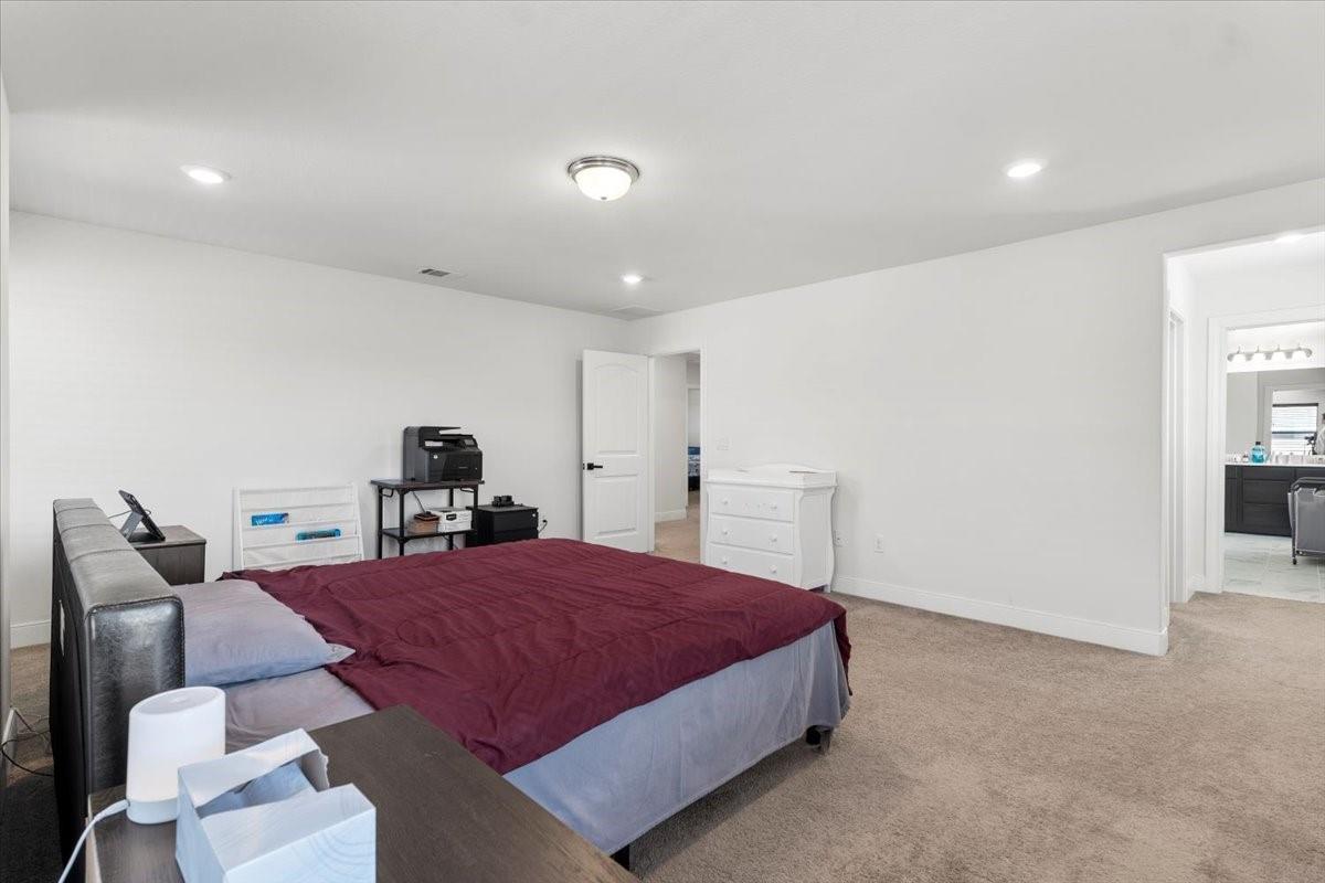 6713 Ondantra Bnd Property Photo 24