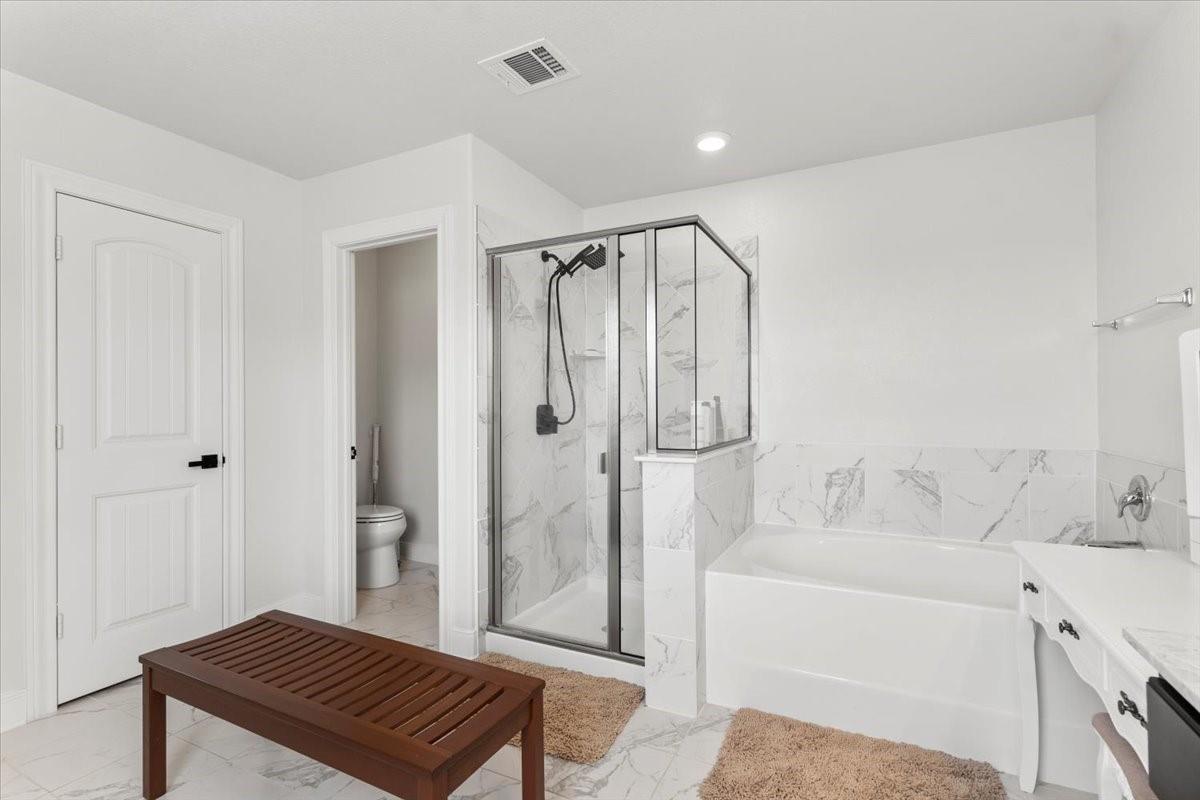 6713 Ondantra Bnd Property Photo 27