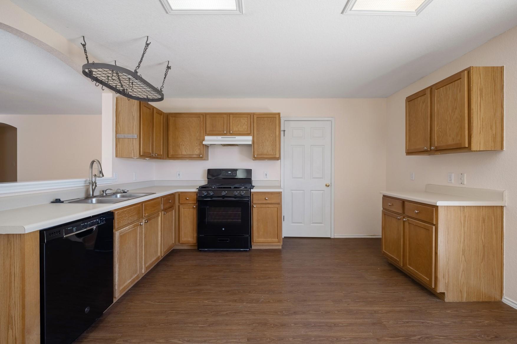 17131 Dashwood Creek Dr Property Photo 7