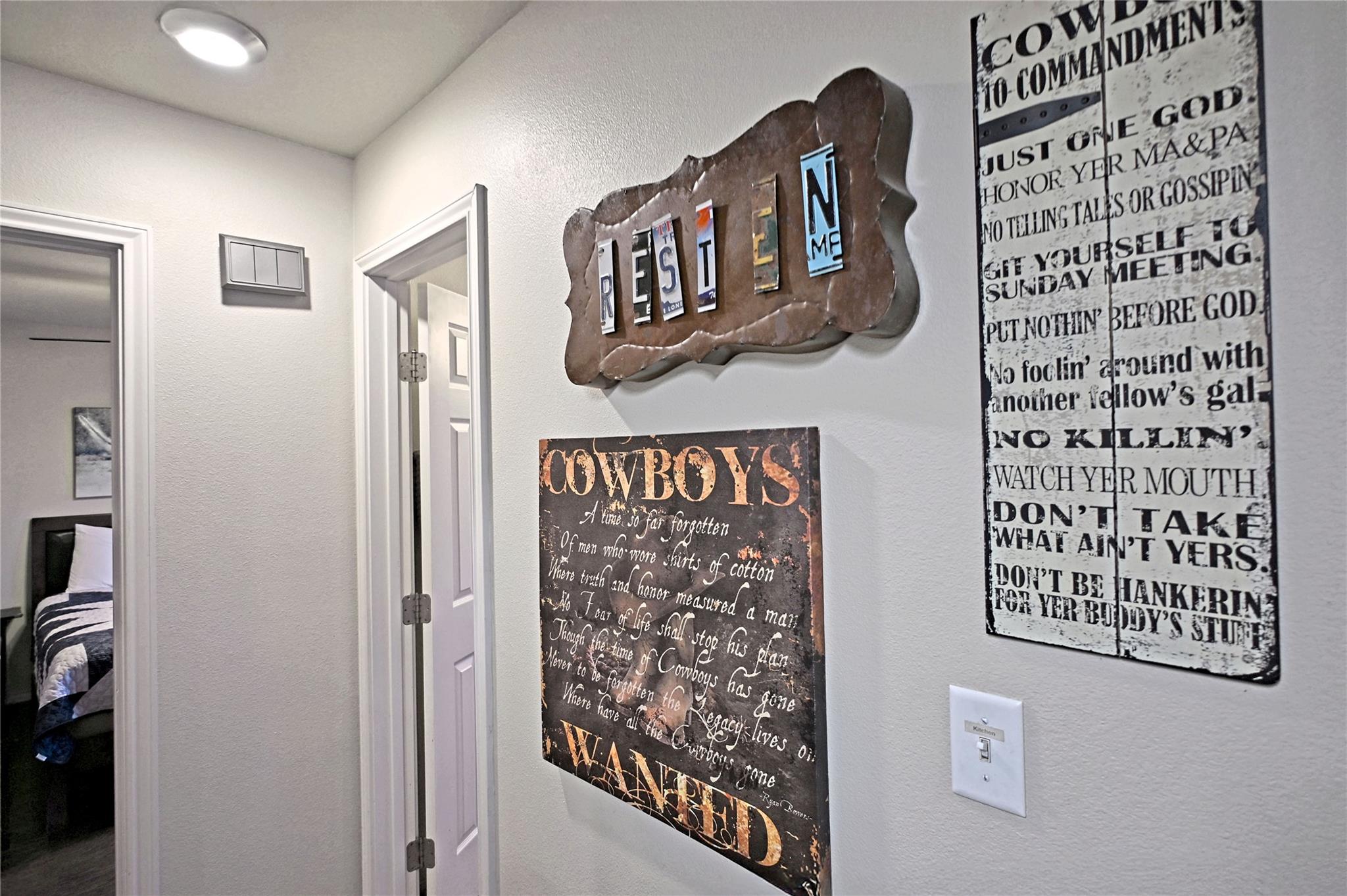 730 E Mather St #j-301 Property Photo 8