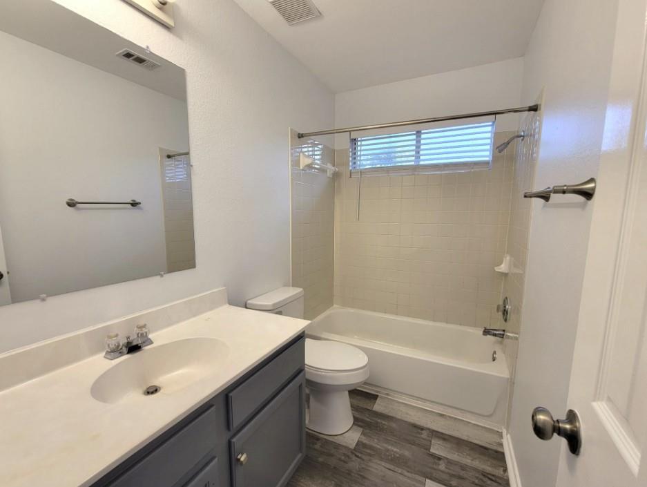 14813 Earl Grey Ln Property Photo 11
