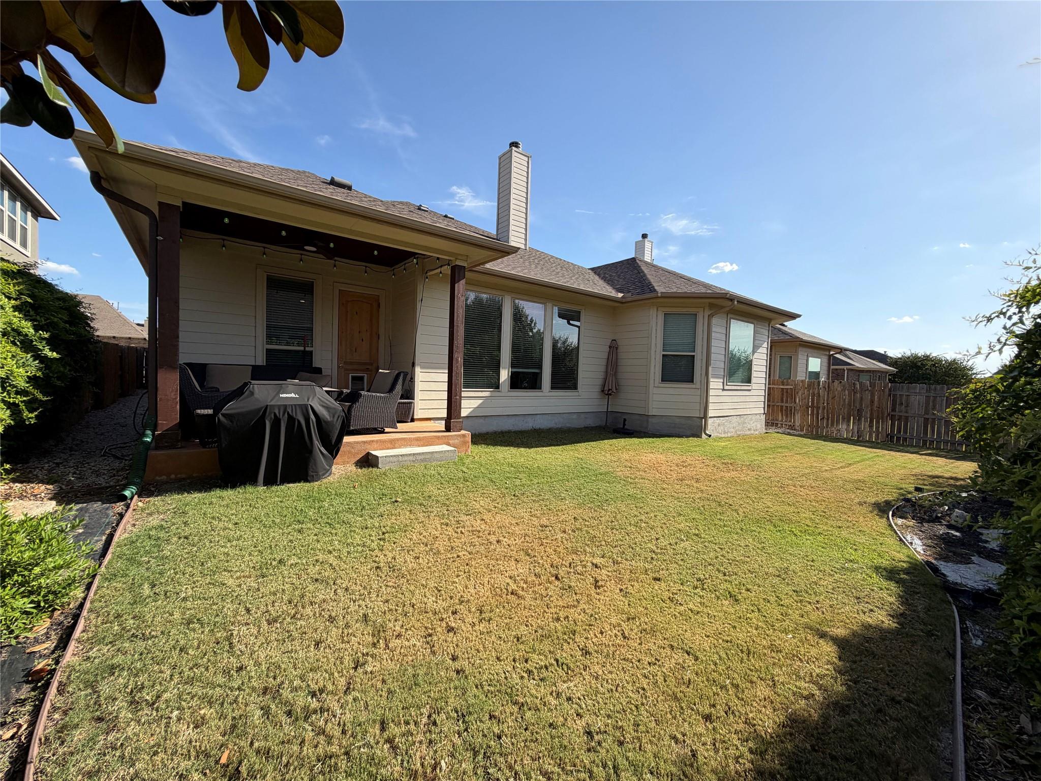 104 Canyon Lake Ln Property Photo 31