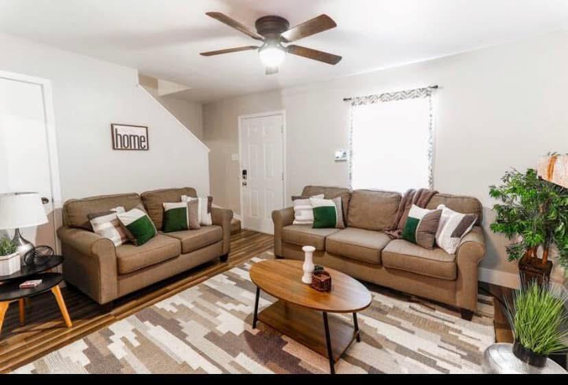 200 Laurel Dr #a Property Photo 1
