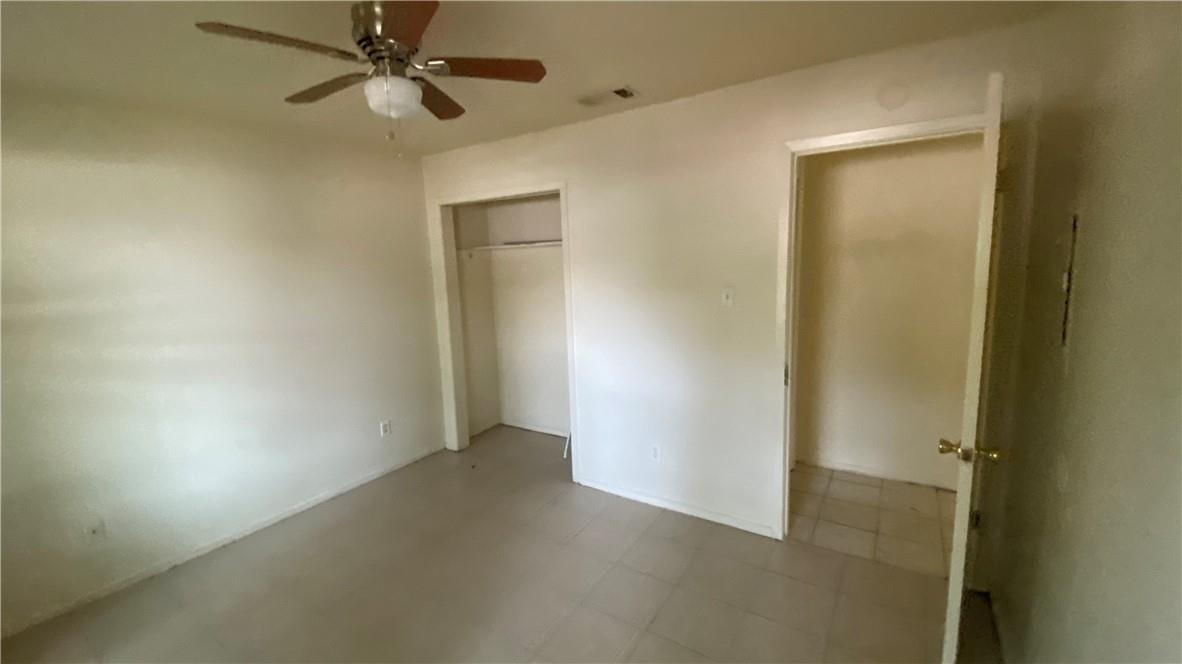 1908 West Loop #a Property Photo 11