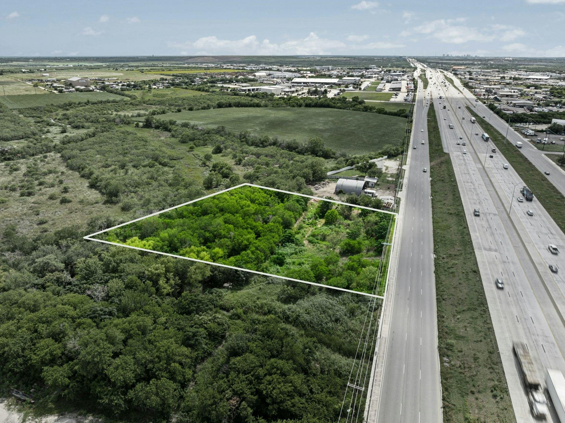 9380 Interstate 10 None E Property Photo 3