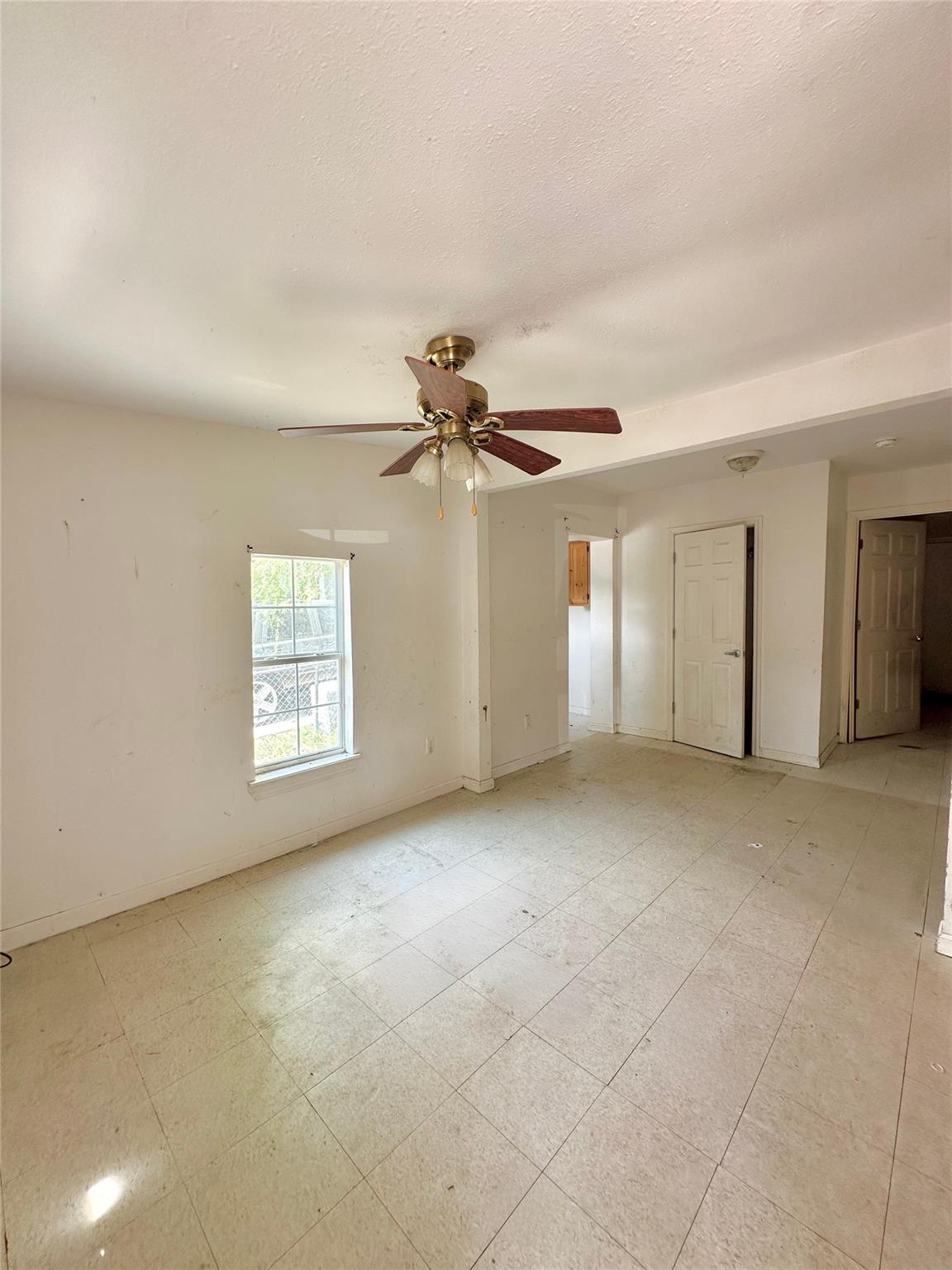 820 Chihuahua ST Property Photo 1