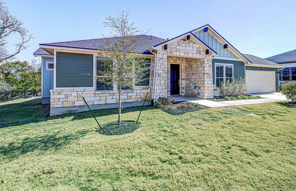 128 Roaming Rock Trl #102 Property Photo 1