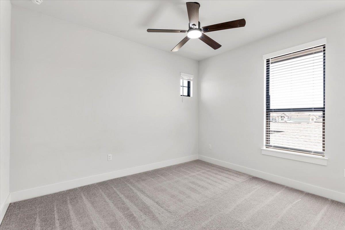 9104 Looksee Ln Property Photo 21