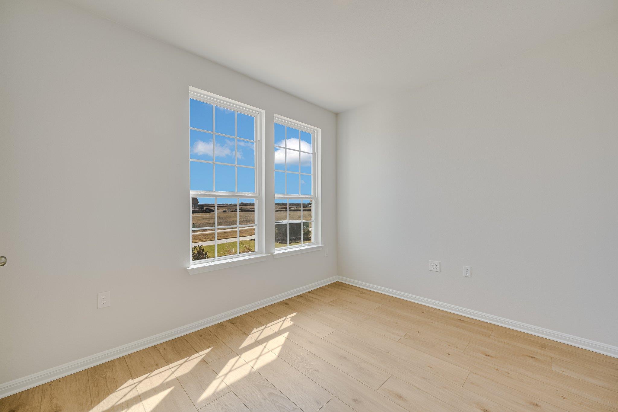 8513 Dongan Dr Property Photo 2