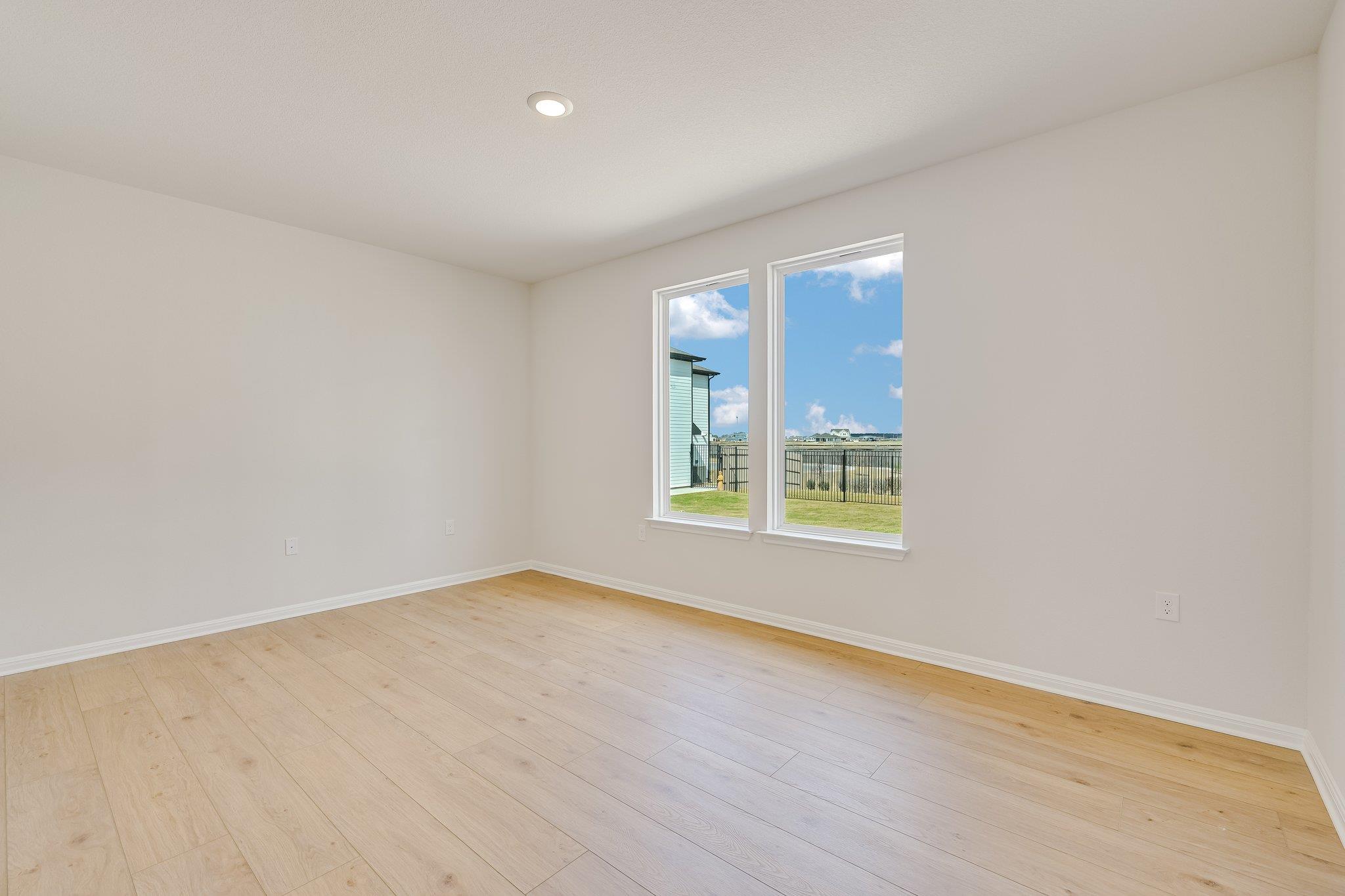 8513 Dongan Dr Property Photo 23