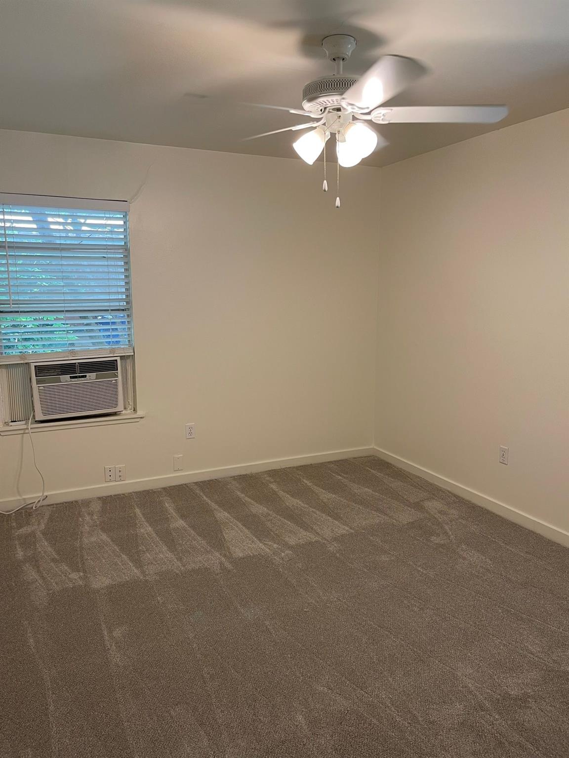 4708 Red River St Property Photo 18