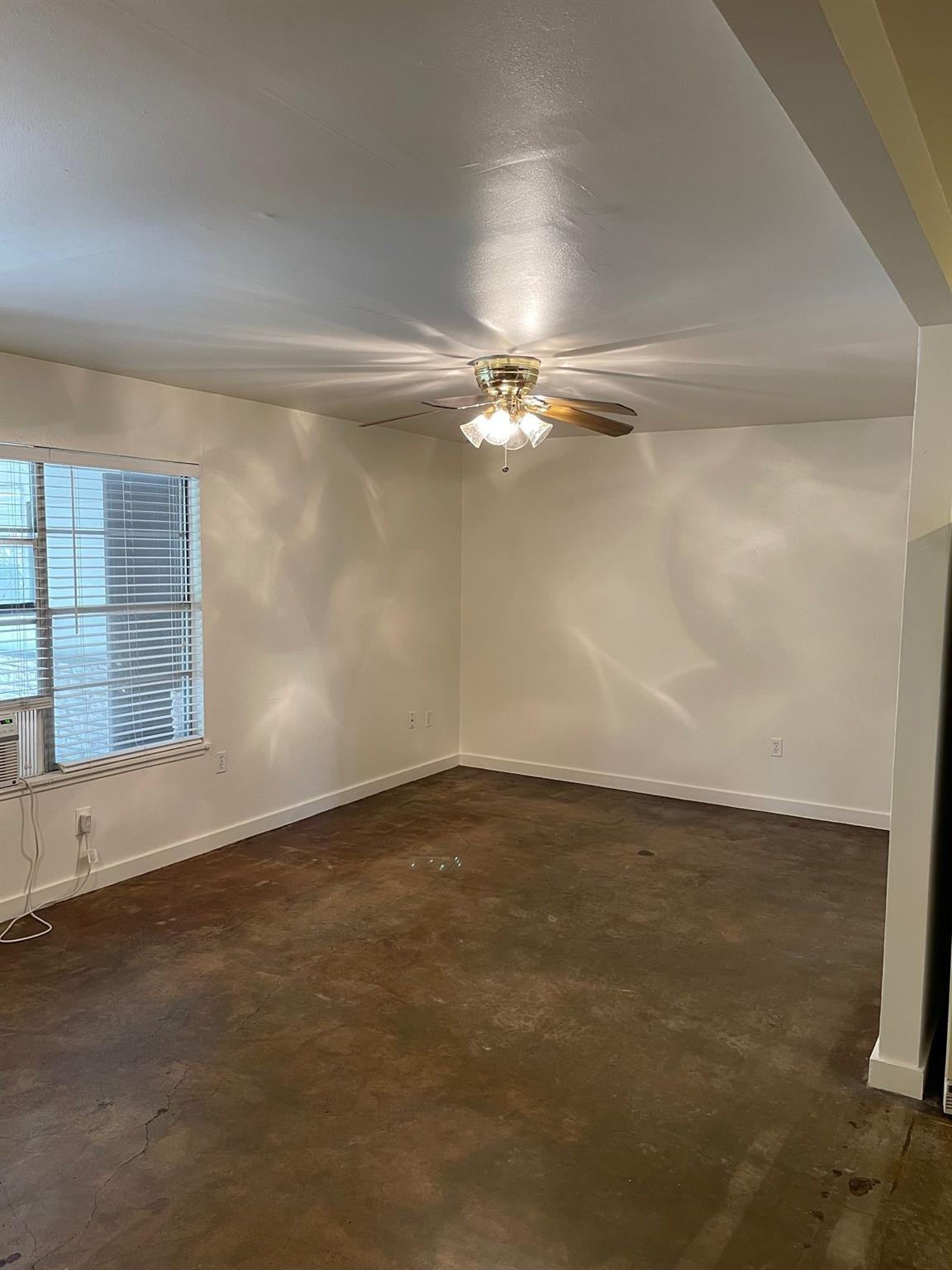 4708 Red River St Property Photo 28