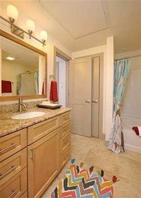 2800 Bartons Bluff Ln #1007 Property Photo 3