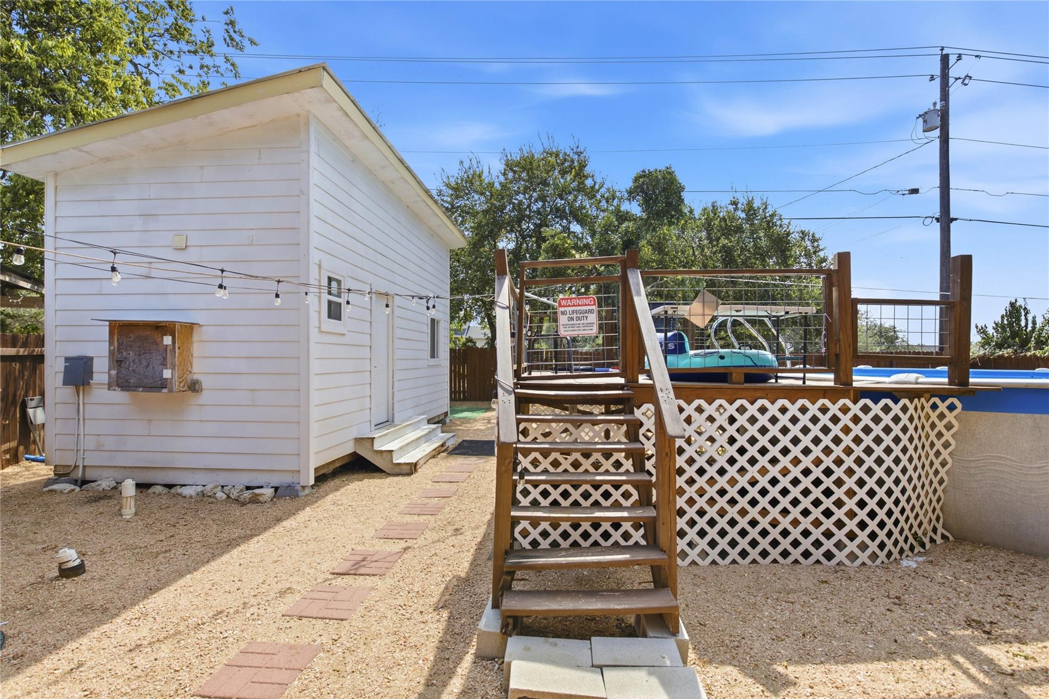1902 Whitebead Trl Property Photo 18