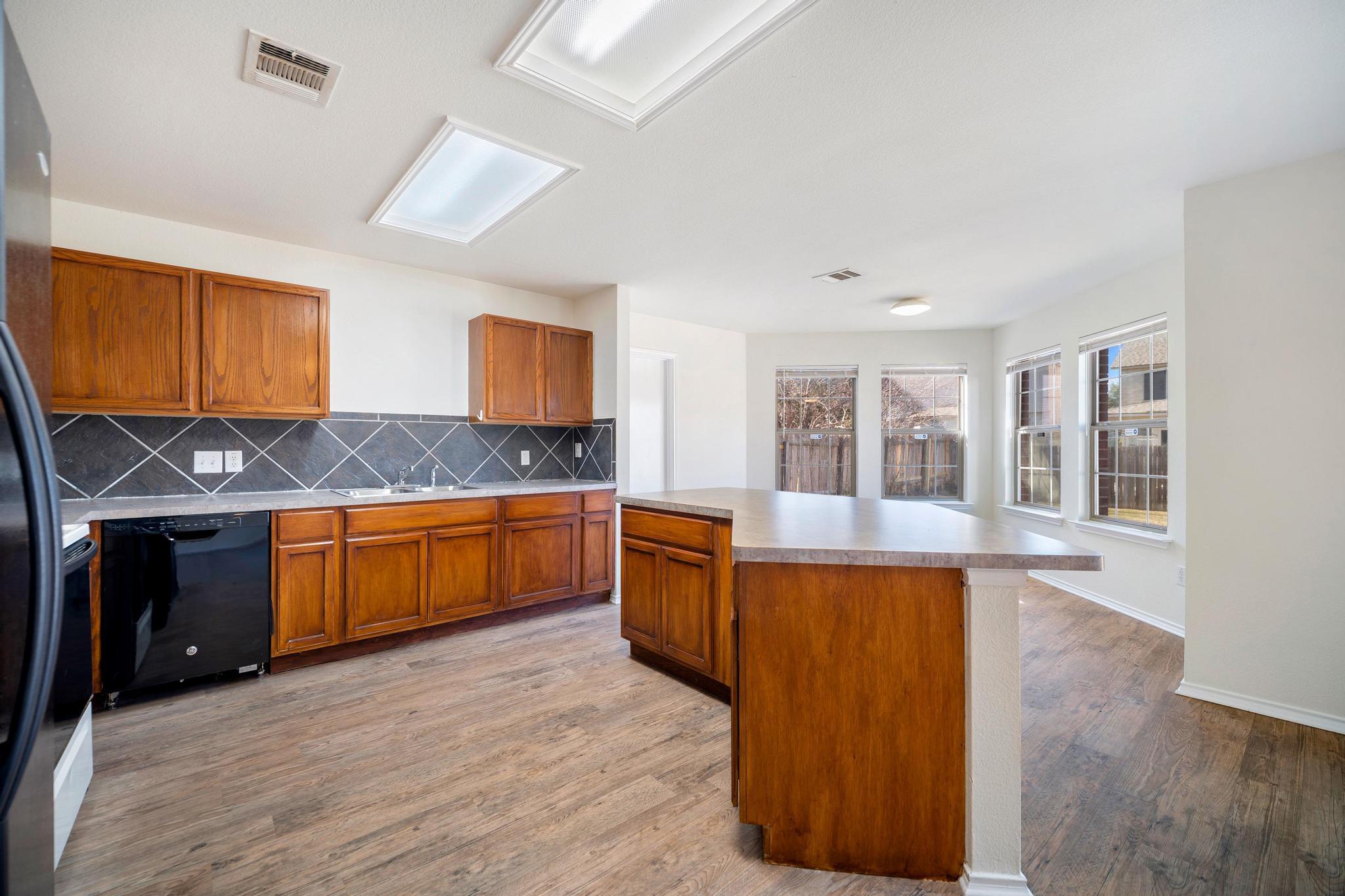 11112 Chatam Berry Ln Property Photo 12