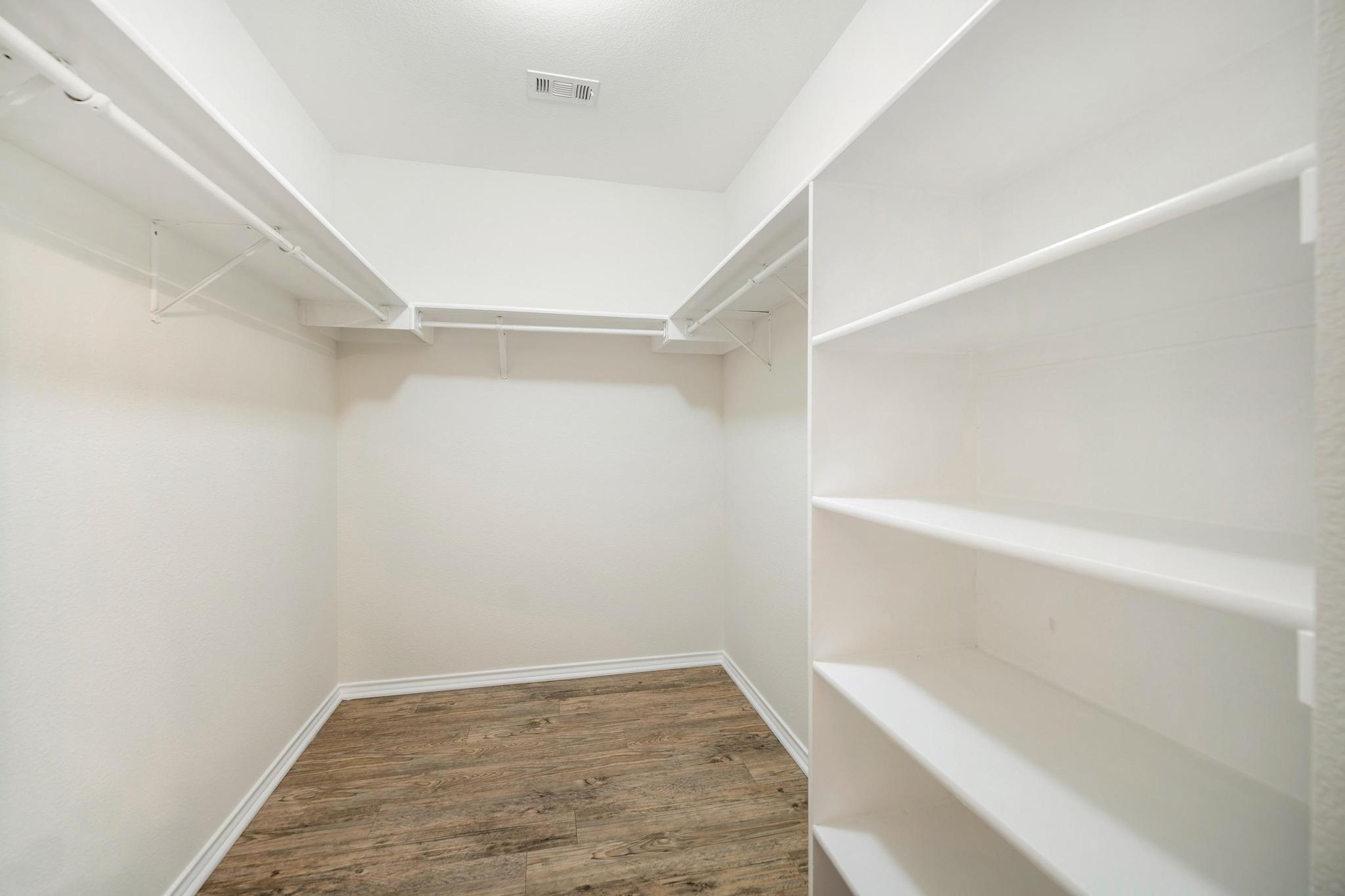 11112 Chatam Berry Ln Property Photo 20