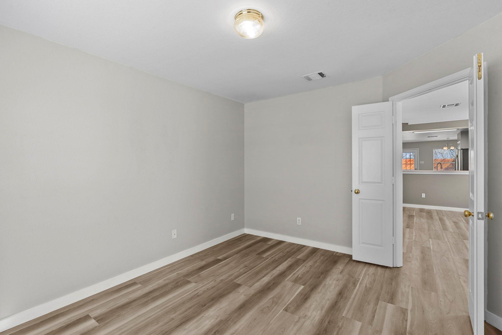 164 Pearl Lake Dr Property Photo 5
