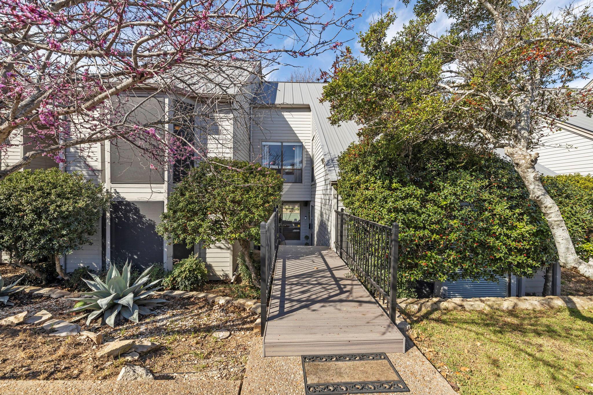 111 World Of Tennis Sq Property Photo