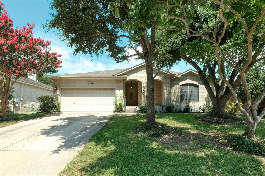 7104 Wandering Oak Rd Property Photo