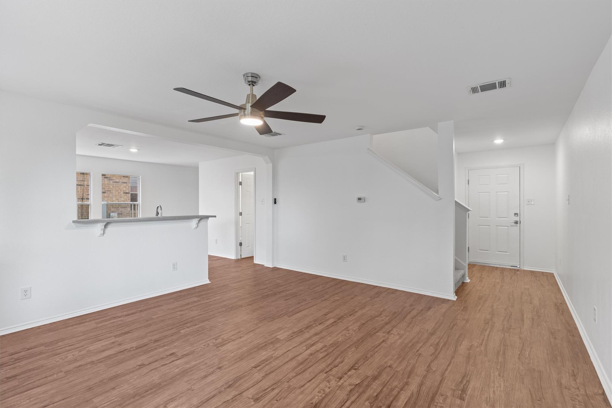 13505 Lismore Ln Property Photo 7