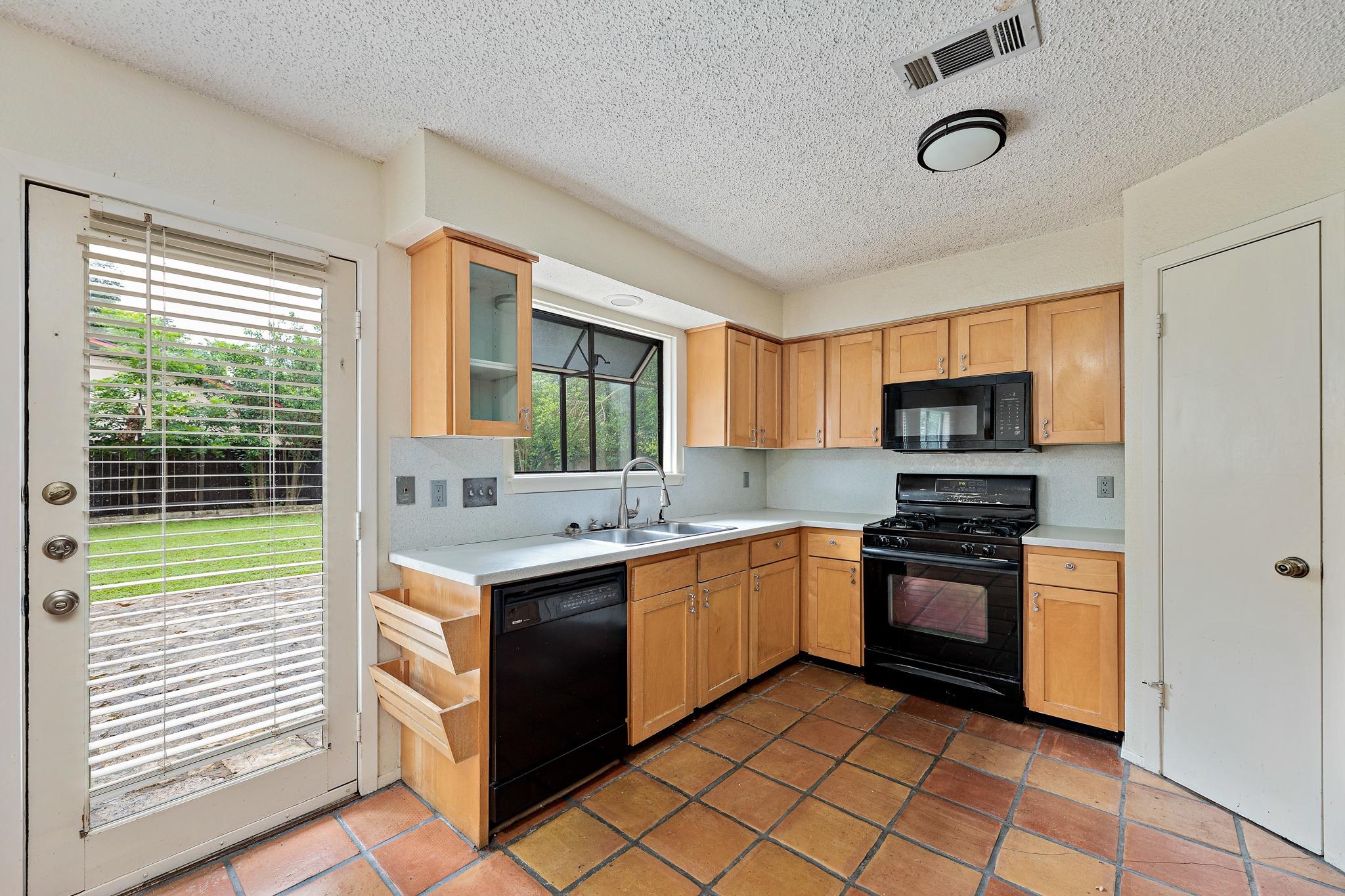 8022 Scotland Yard None Property Photo 12