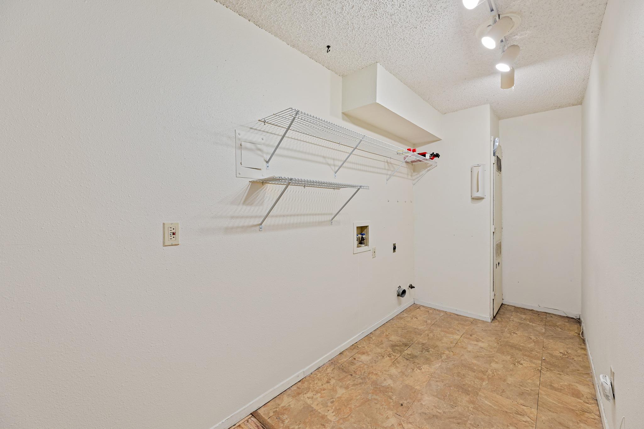 8022 Scotland Yard None Property Photo 22