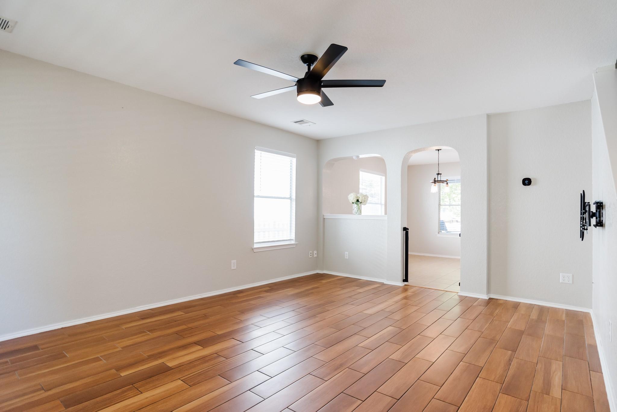 532 Sampson None Property Photo 3